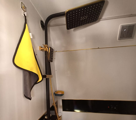 10seater-3